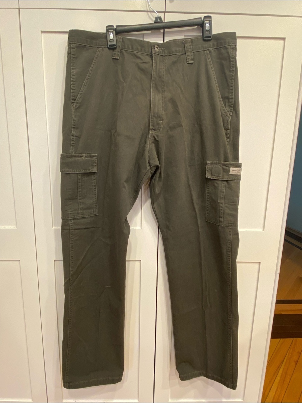 Wrangler Cargo Relaxed Fit Pants Men's 38x34 Gray Tech Pocket 70LGHOD